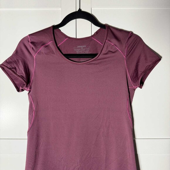 Patagonia Women's Tee T-shirt Active Cool Lightweight Maroon XS - Picture 4 of 8